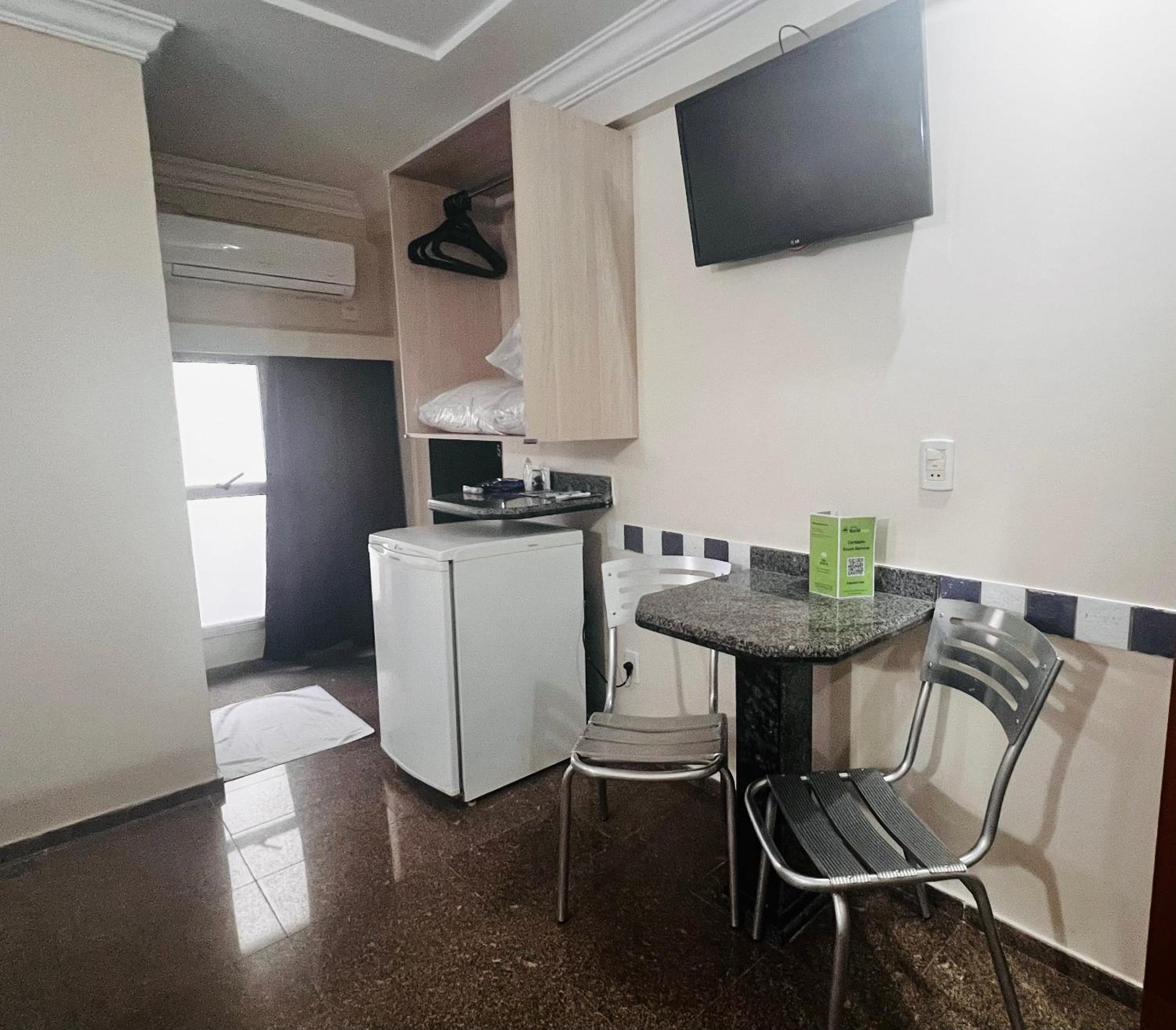 Hotel Buriti Stop (Adults Only) Goiania Exterior photo